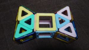 マグフォーマー